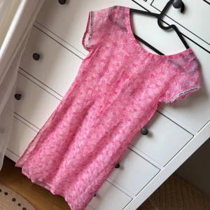 Cover up - perfekt för sommarens varma dagar.