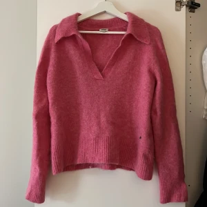 Twist & Tango tröja - Superfin, som ny, stickad tröja från Twist & Tago. Jättesomrig, fin rosa färg! Stl M men passar även S.