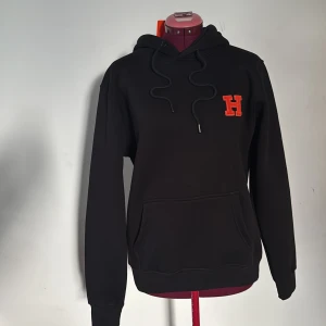 Herm@s hoodie - Fet svart herm@s hoodie skriv för mer info i size M