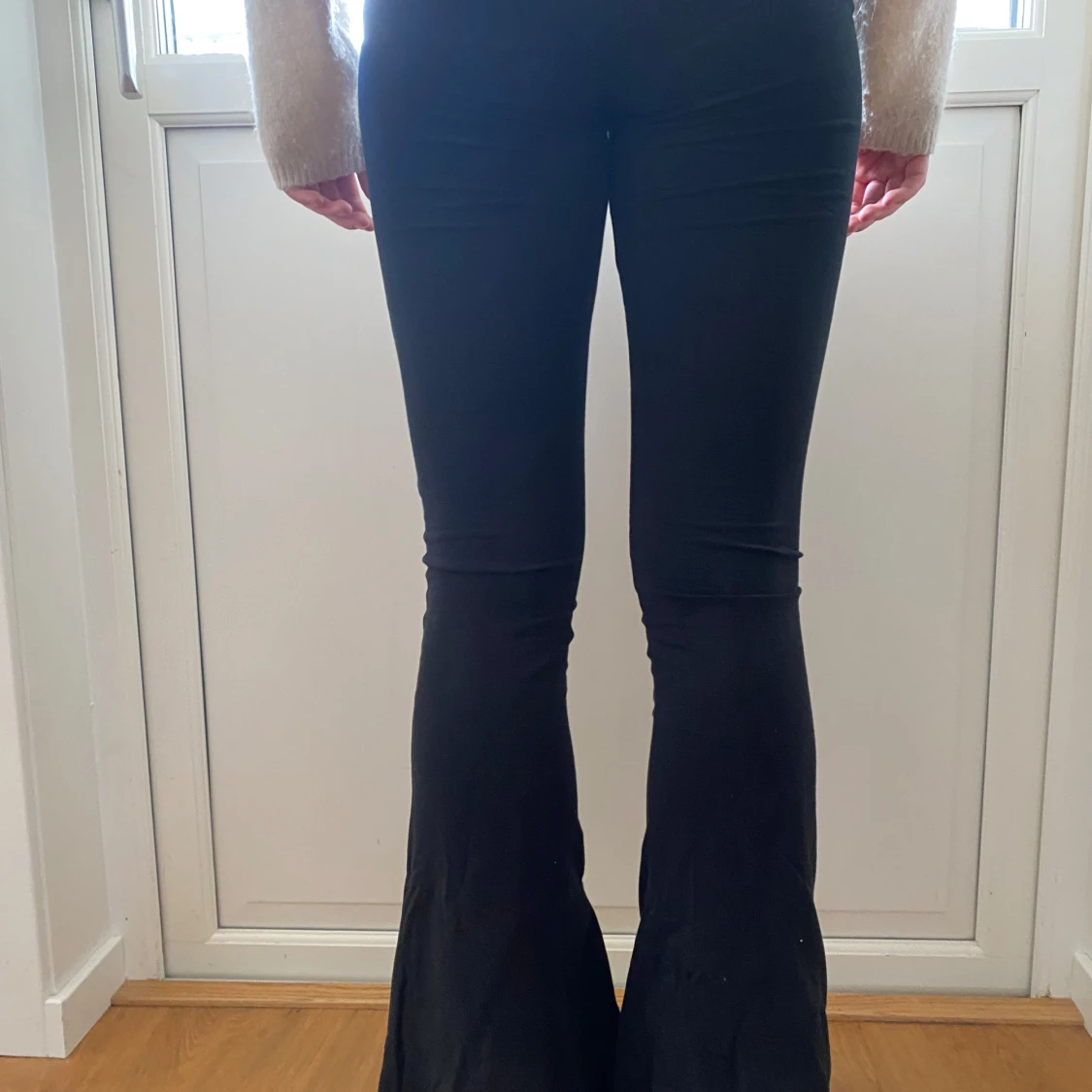 Svarta byxor från Even&Odd - 1