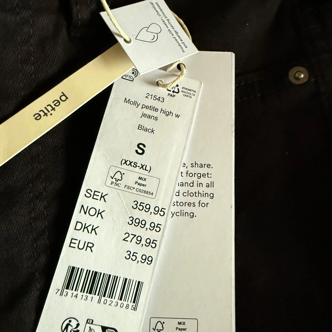 Svarta och blå jeans - 2