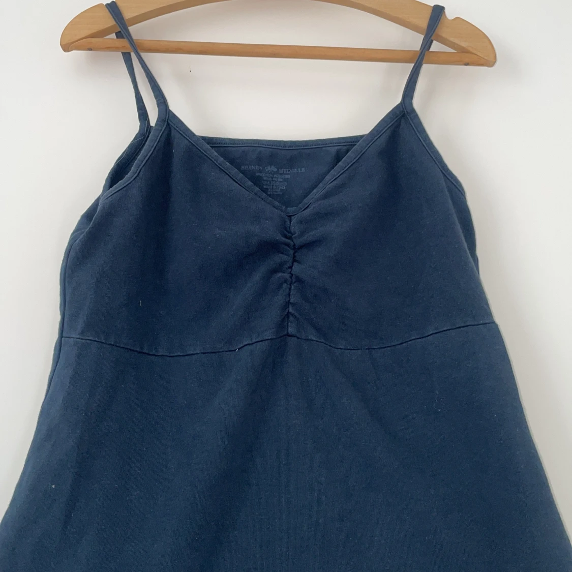 Mörkblå linnetopp från Brandy Melville - 1