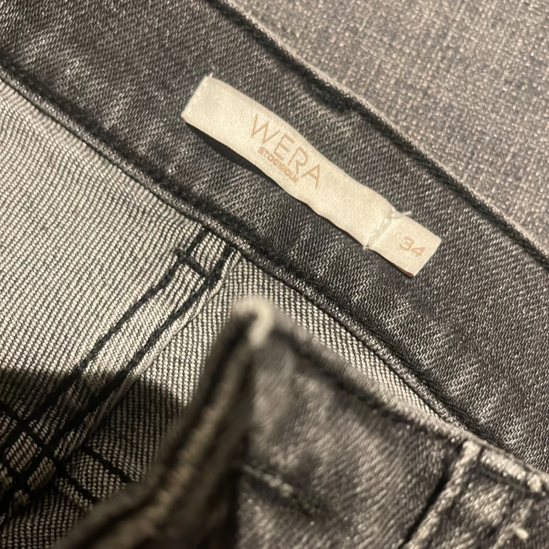 Svarta raka jeans från Wera - 2