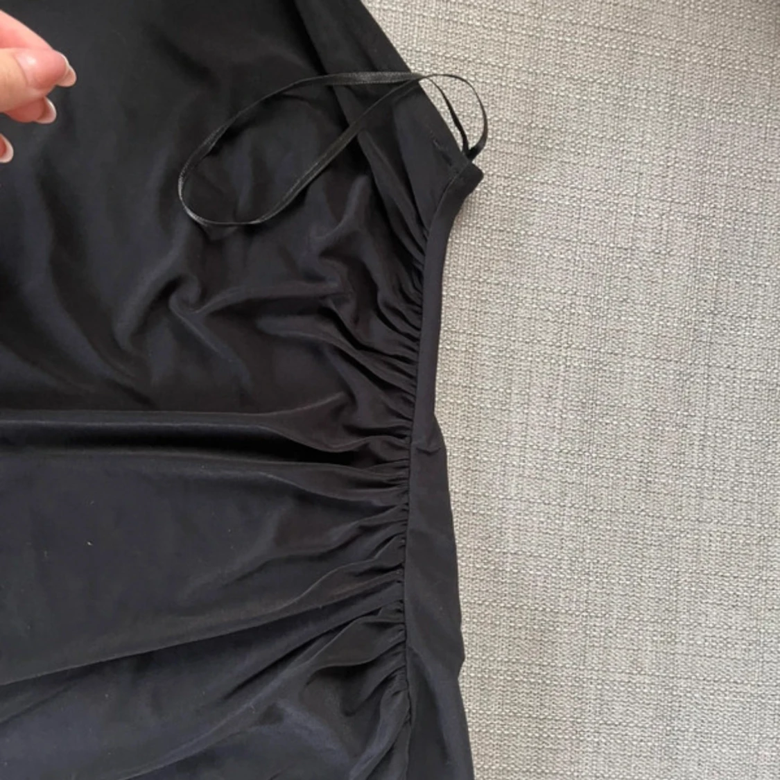 Svart one shoulder topp Gina Tricot - 1