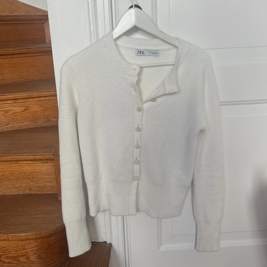 Vit stickad kofta zara