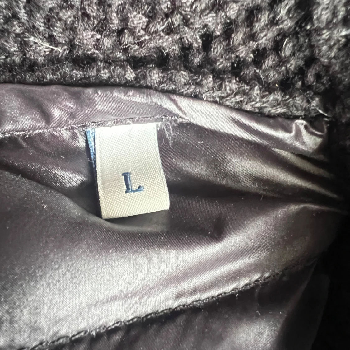 Svart dunjacka från Moncler med huva - 3