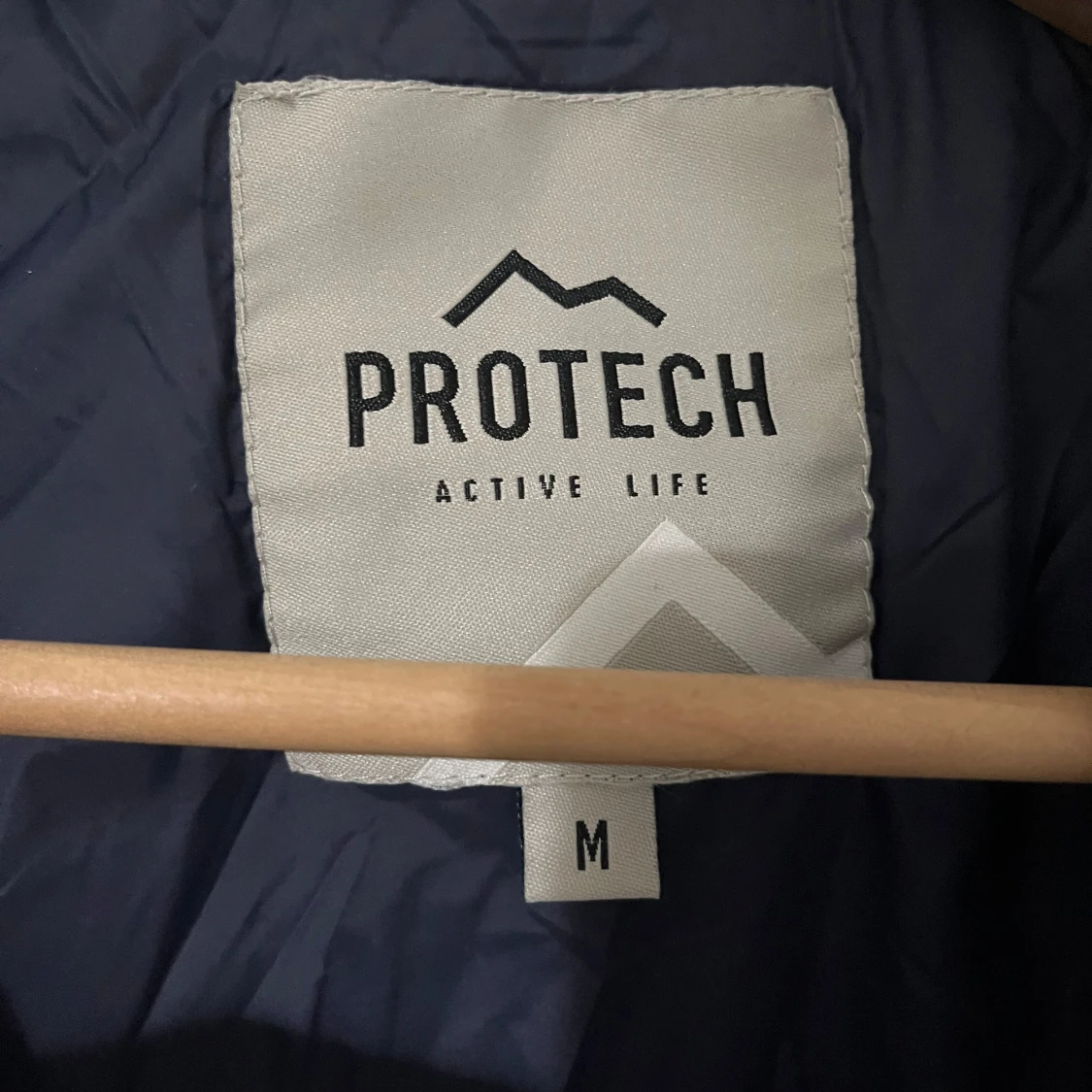 Mörkblå dunväst från Protech - 3