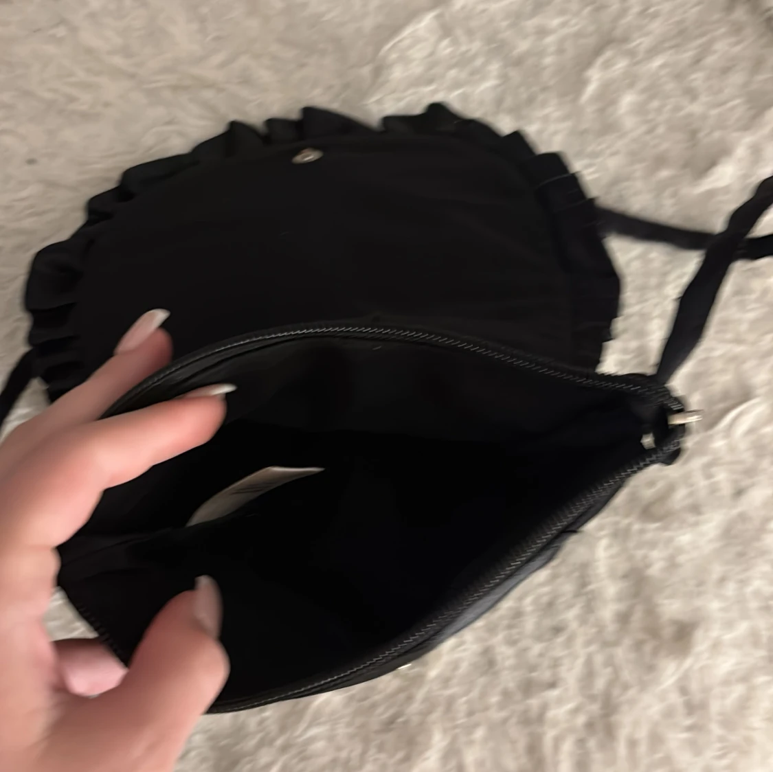 Svart axelväska med paljetter - 3