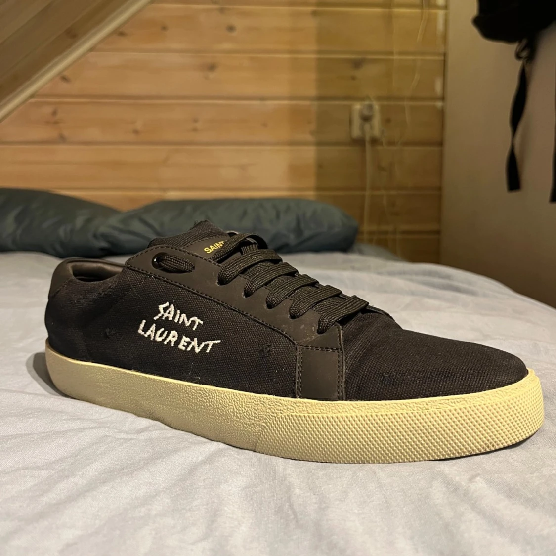 Svarta sneakers från Saint Laurent - 1
