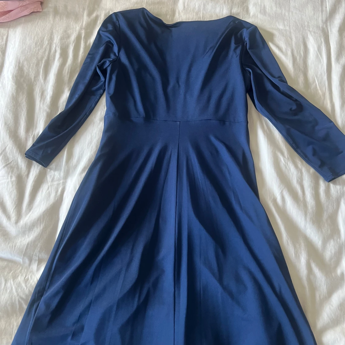 Mörkblå klänning från Your Sixth Sense - 2