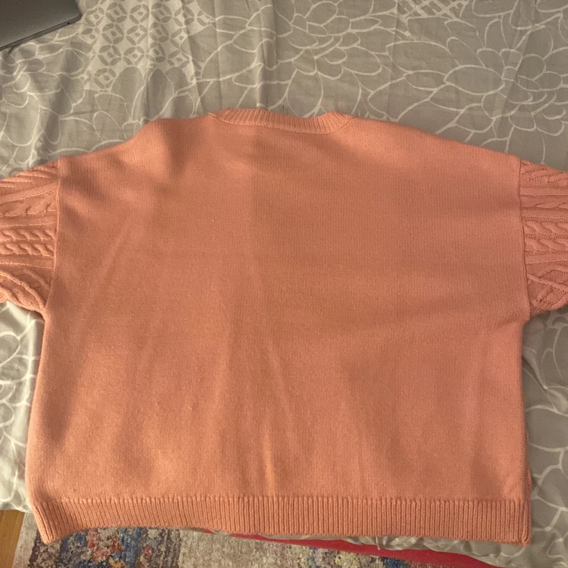Stickat tröja från only!  - 90