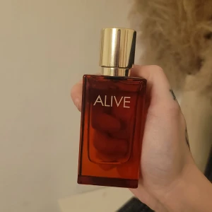 Hugo boss alive absolu edp  - ‼️5 ML ‼️ Finns två stycken, priset är för en. 