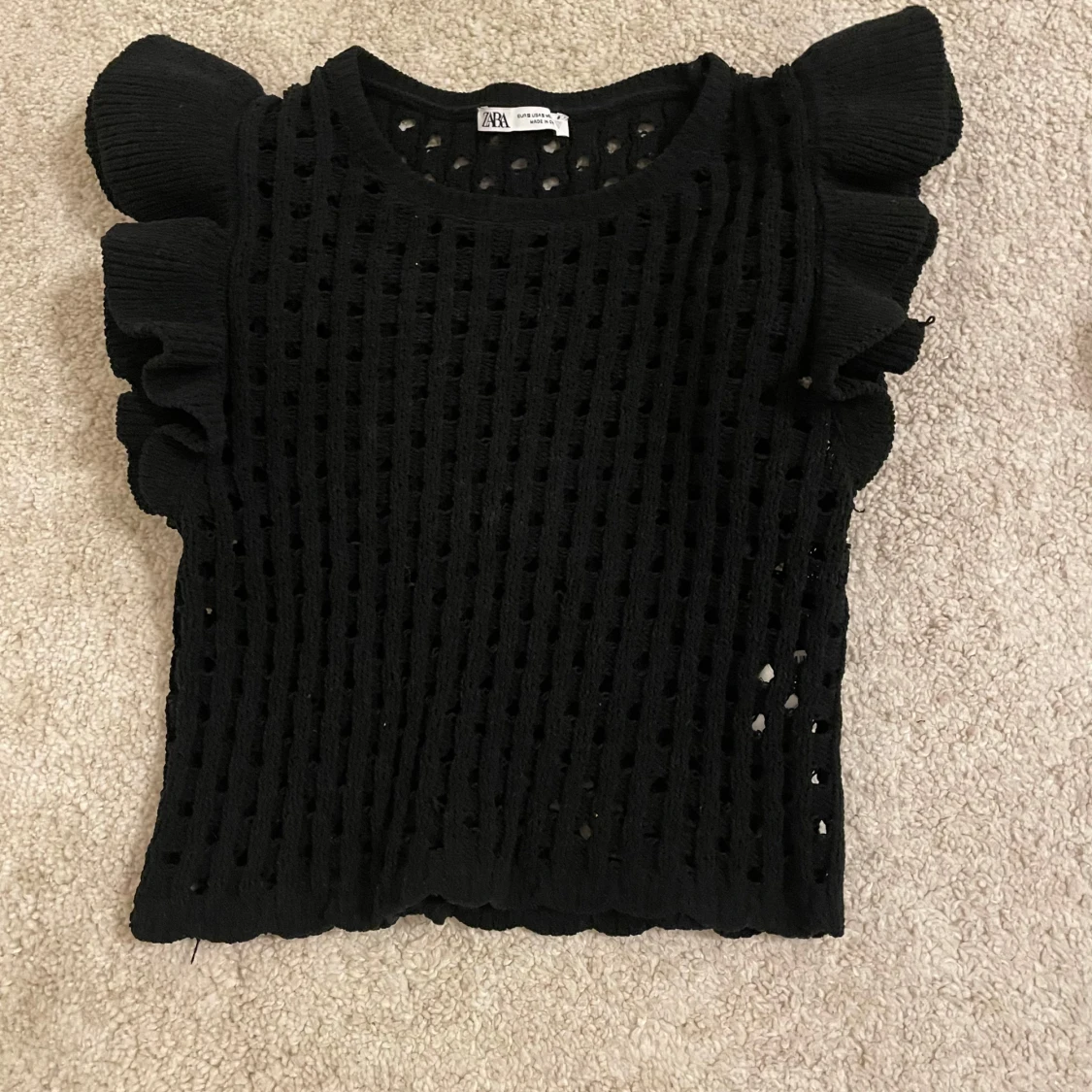 Jättesnygg hålig top