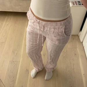 Pyjamas byxor från BikBok  - Super söta och sköna pyjamas byxor från BikBok. 
