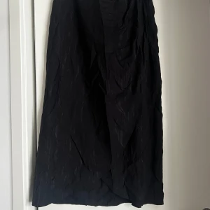 Stylein kjol  - Sparsamt använd kjol från stylein.  Strl: L 