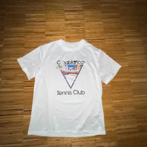 Casablanca T-shirt  - Casablanca | skick 10/10 (helt ny) | Storlek S passar M | .