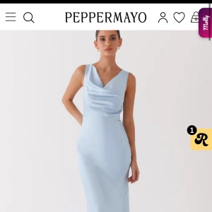 SÖKER Peppermayo klänning  - SÖKER!! I storlek S/36