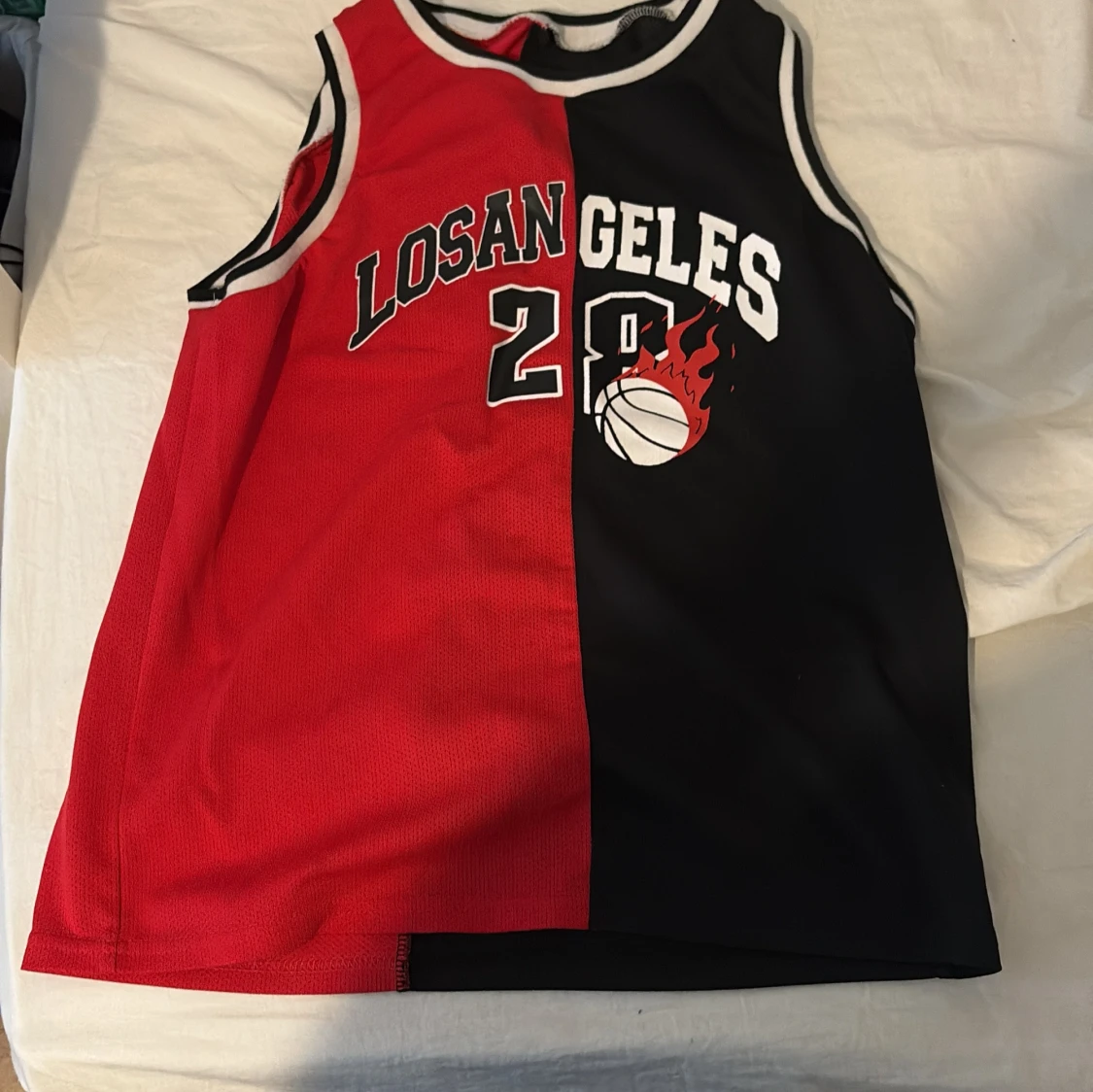 Basketlinne Los Angeles 28 röd och svart