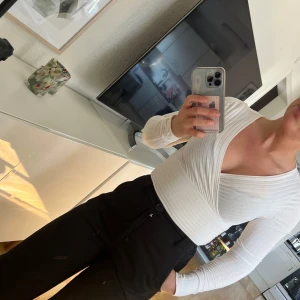 Vit topp från SHEIN  - Vit topp från SHEIN 