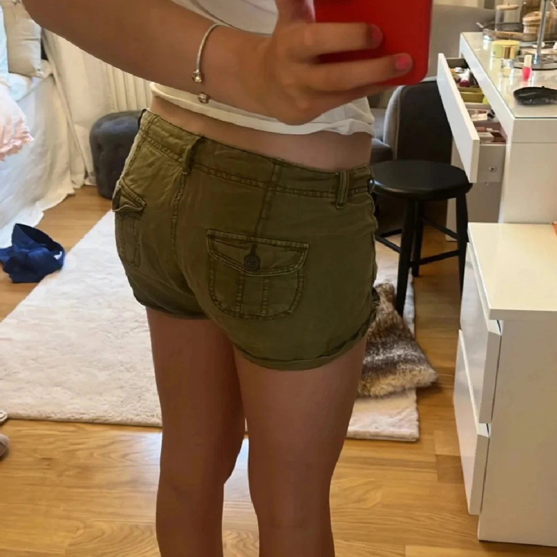 Olivgröna shorts - 90