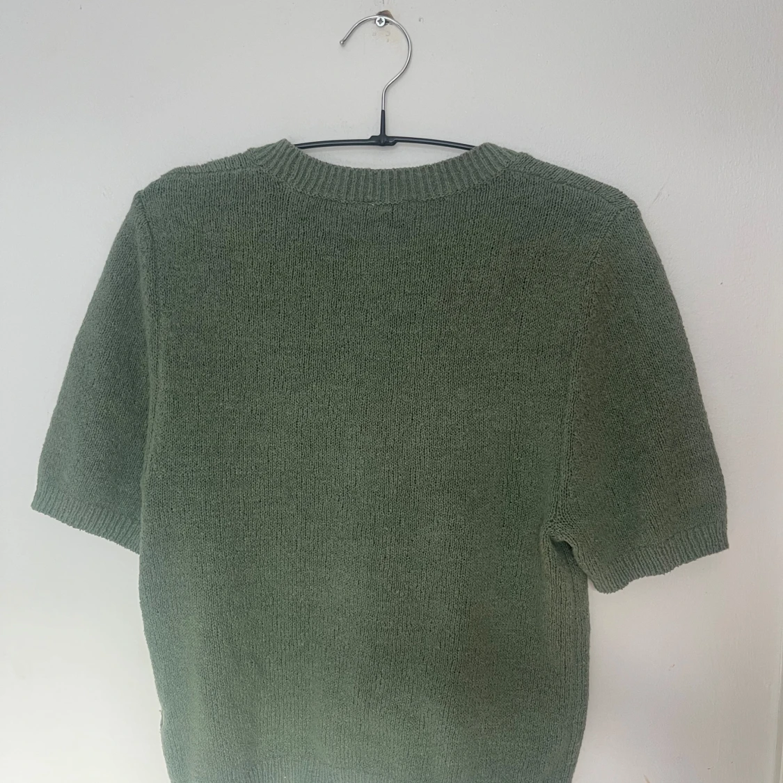 Grön stickad tröja från Lindex - 2