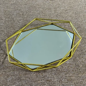 Dekorations bricka  - I fint skick, spegel inuti