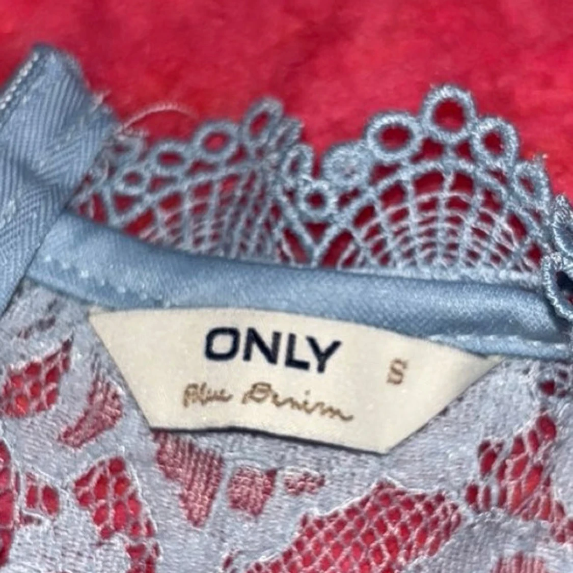 Blå spetsblus från ONLY - 2