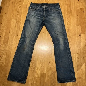 Levis 506 standard jeans - 32/34 lite för långa för mig, riktigt skön tvätt dock