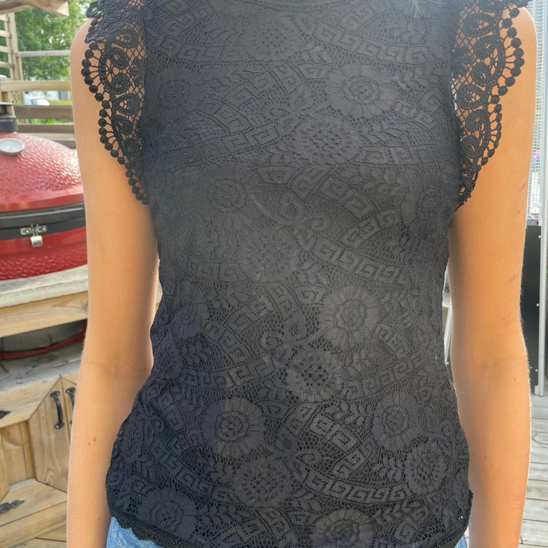 Svart spetsblus från Pieces XS