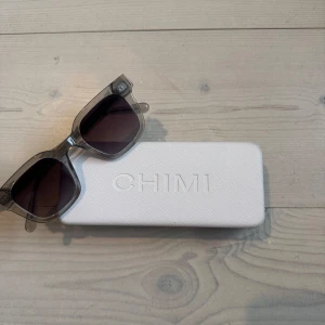 CHIMI - Säljer mina grey 04 Chimi då jag inte använder de längre! Fint skick och inga stora skador!