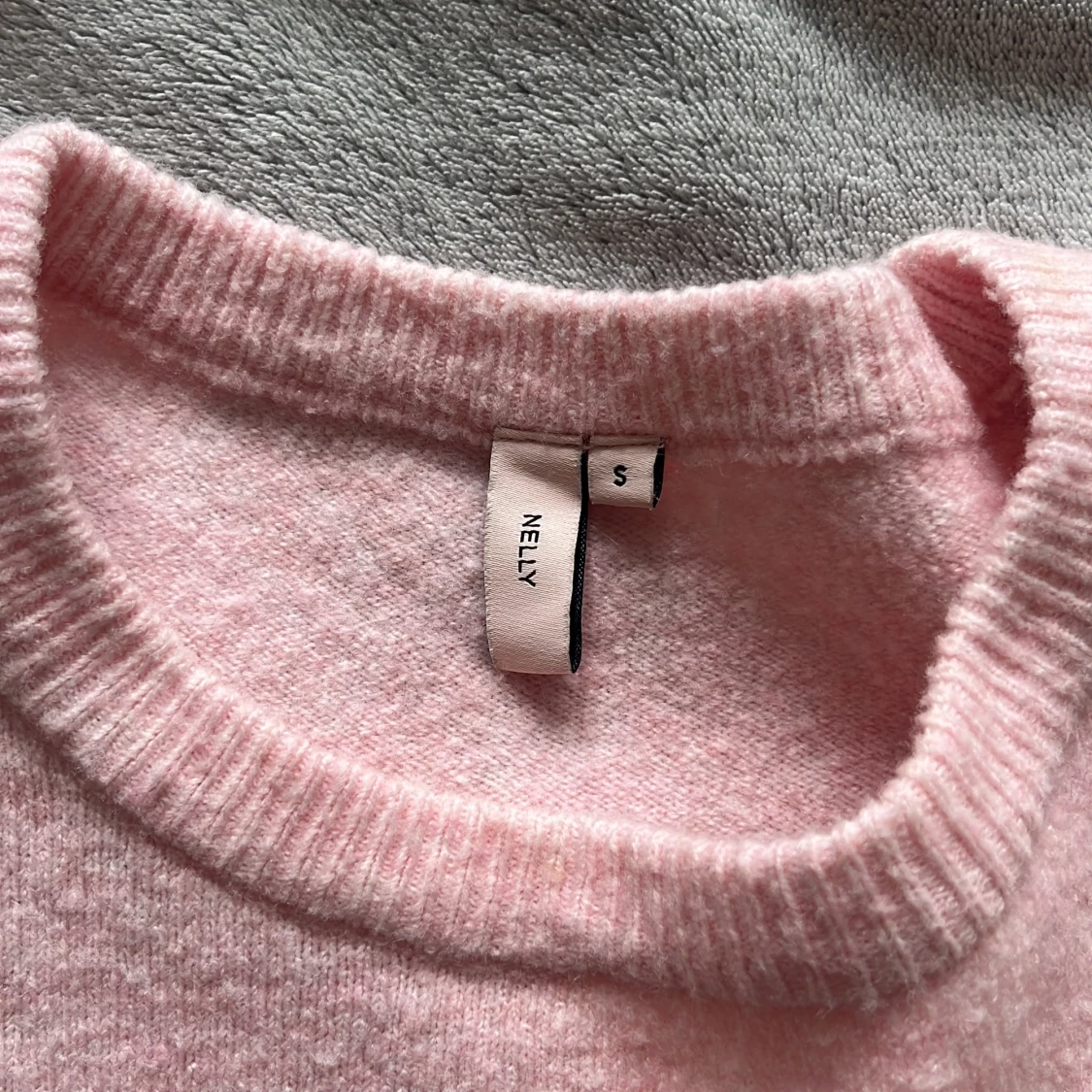 Ljusrosa stickad tröja från Nelly - 2