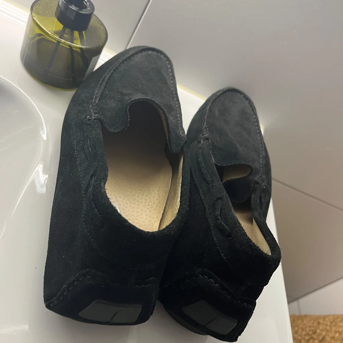 Svarta mockaloafers med rund tå - 1