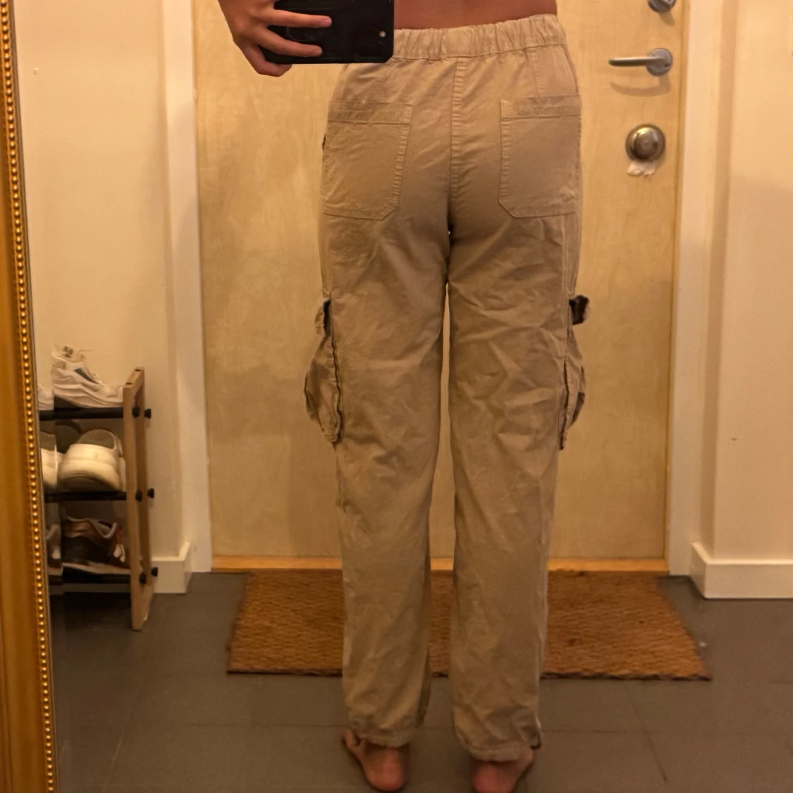 Beiga cargopants med snörning - 1