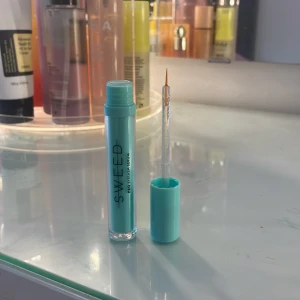 Sweed Pro Eyelash Serum turkos - Oanvänd 