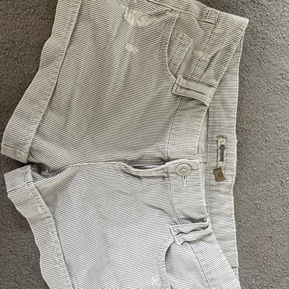 Randiga shorts  - 90