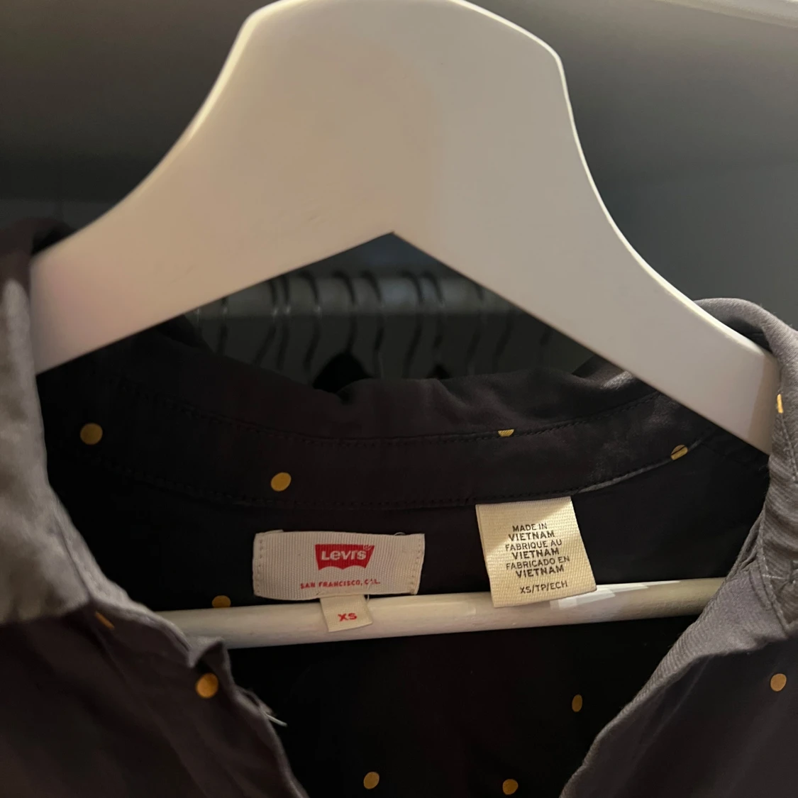 Svart prickig skjorta från Levi's XS - 1