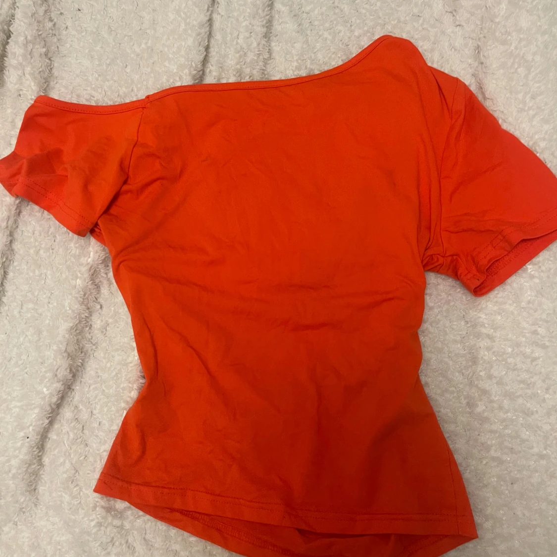 Röd offshoulder topp i bomull