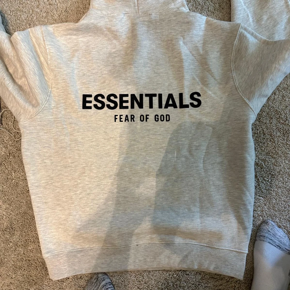 Grå Essentials Fear of God hoodie - 1