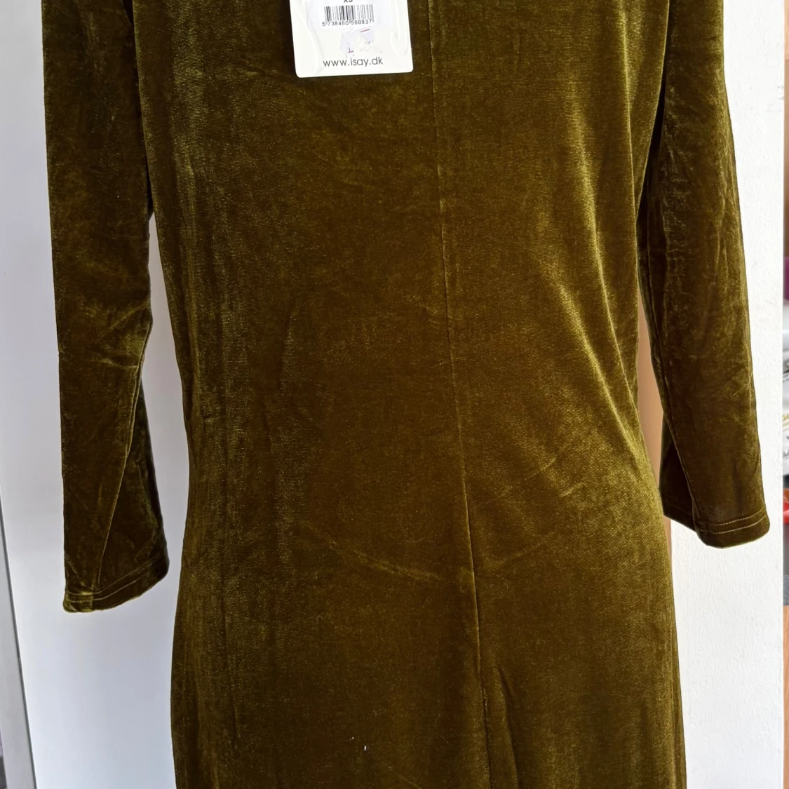 Grön sammetsklänning från Isay - 1