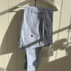 John Henric 5 st  - Reserverade byxor!