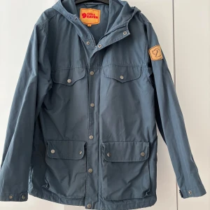 Fjällräven jacka - Använt men fint skick.