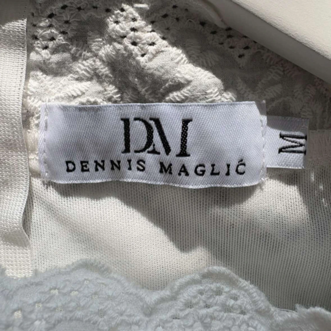 Vit spetsklänning från Dennis Maglic - 3