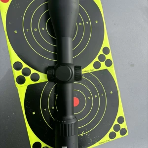 Sabre kikare - Fin Sabre 2,5-10x50 4 Dot-i 30mm tub ambassadör jakt kikare som jag använt fåtal gånger, Priset kan diskuteras!