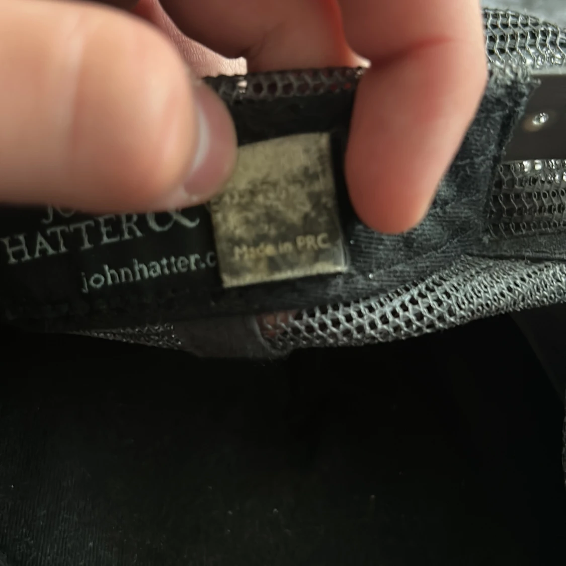 Beige keps från John Hatter & Co med LIMITLESS-tryck - 4