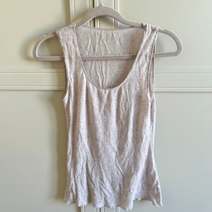 Intimissimi Linne  - I beige 