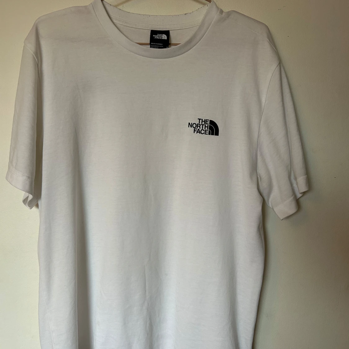 Vit t-shirt från The North Face/ byte