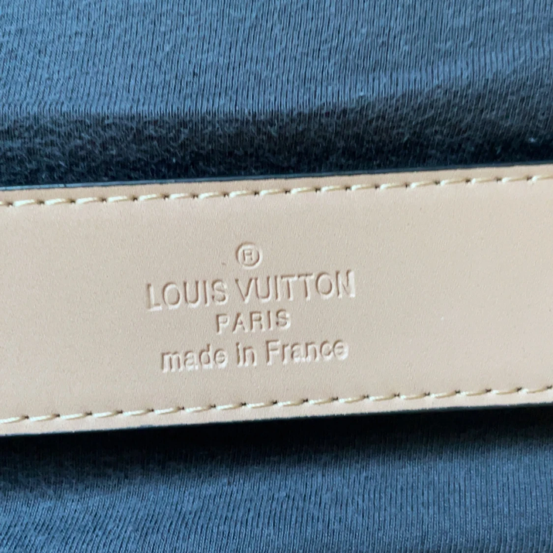 Svart bälte med plånbok  - 2