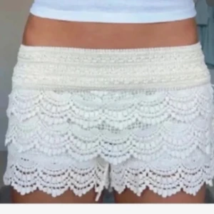 Spets shorts - Vita helt nya spetsshorts xs/s