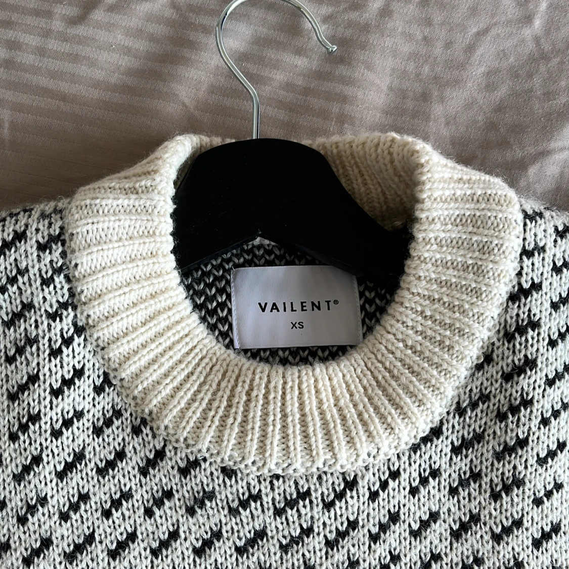 Vit och svart stickad tröja Vaillent - 1