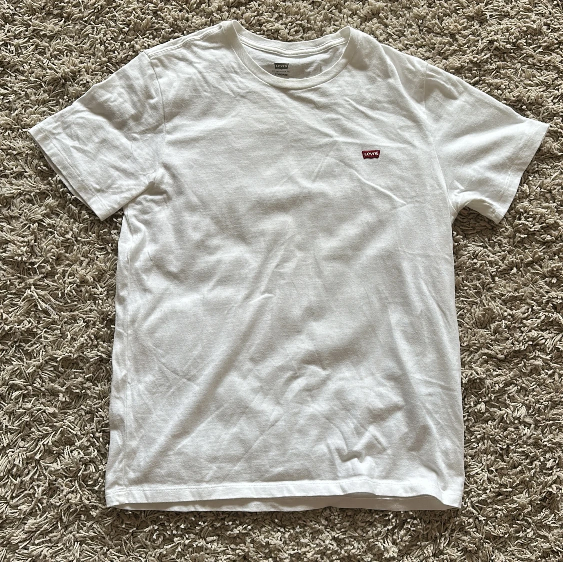 Vit t-shirt från Levi's